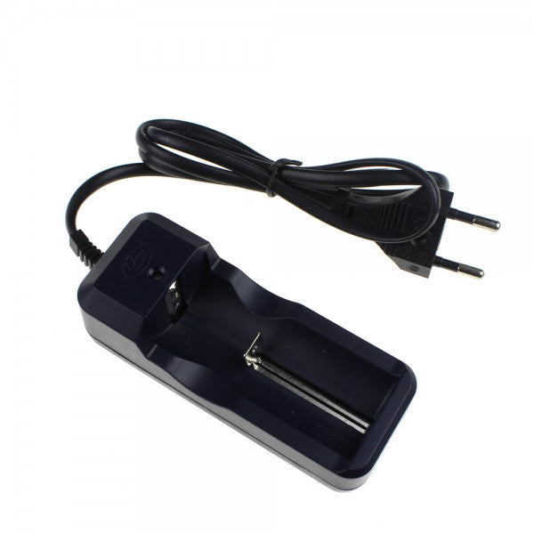 Universal Li-ion Battery Charger for 26650 18650 32650 Li-ion Battery - serrano vape